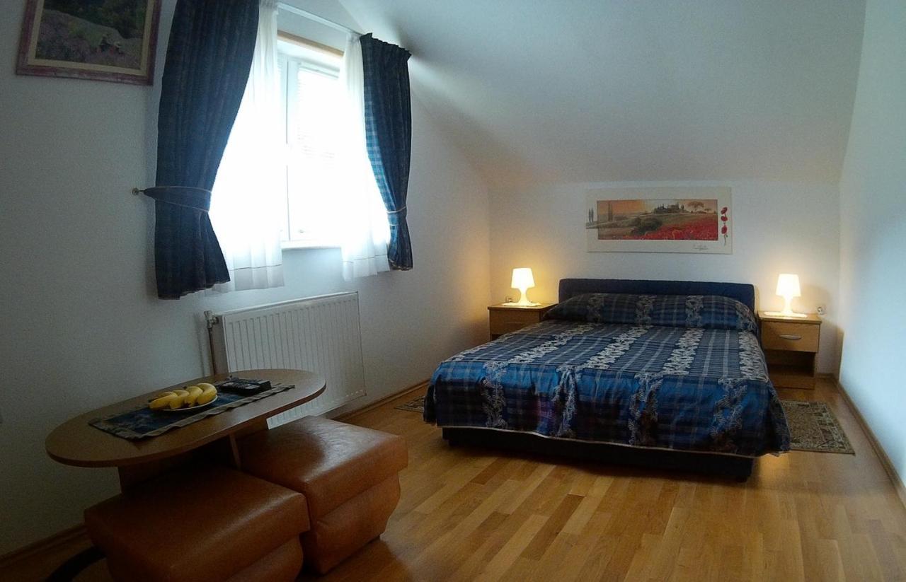 Plitvice Pension Perisic โคเรนนิซา ภายนอก รูปภาพ
