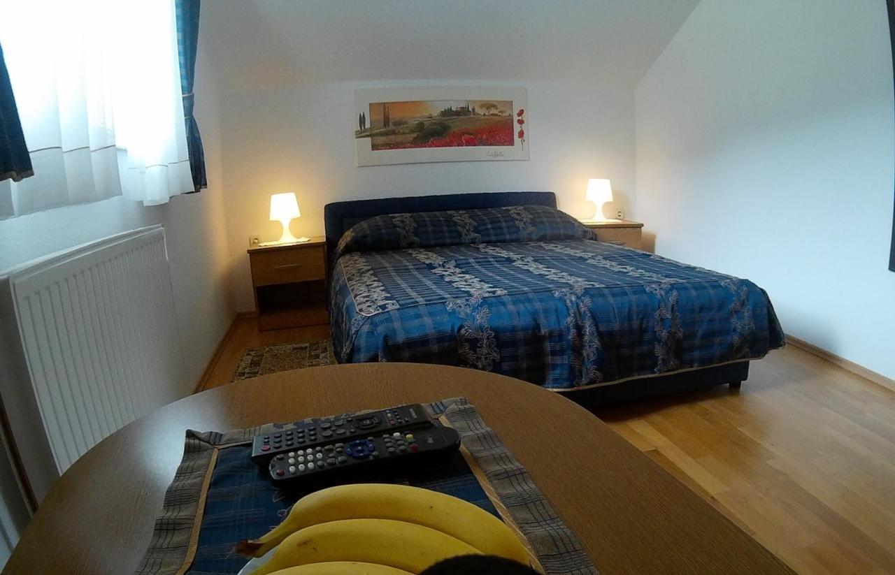 Plitvice Pension Perisic โคเรนนิซา ภายนอก รูปภาพ